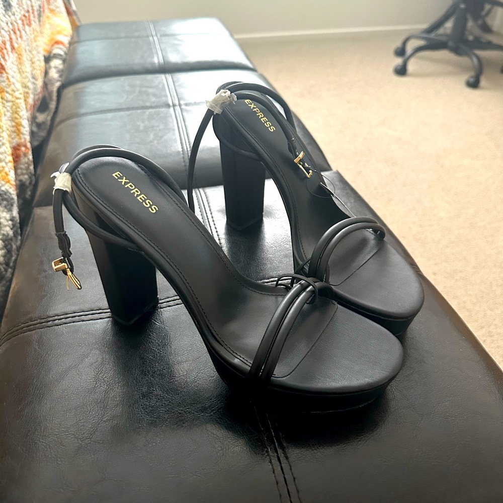 Women’s shoes